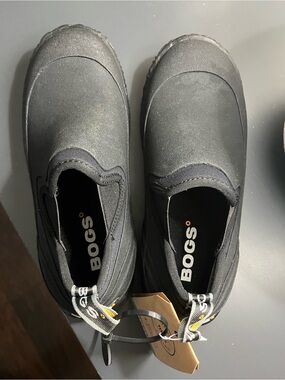 Bogs Men's Black Slip-On Waterproof Boots